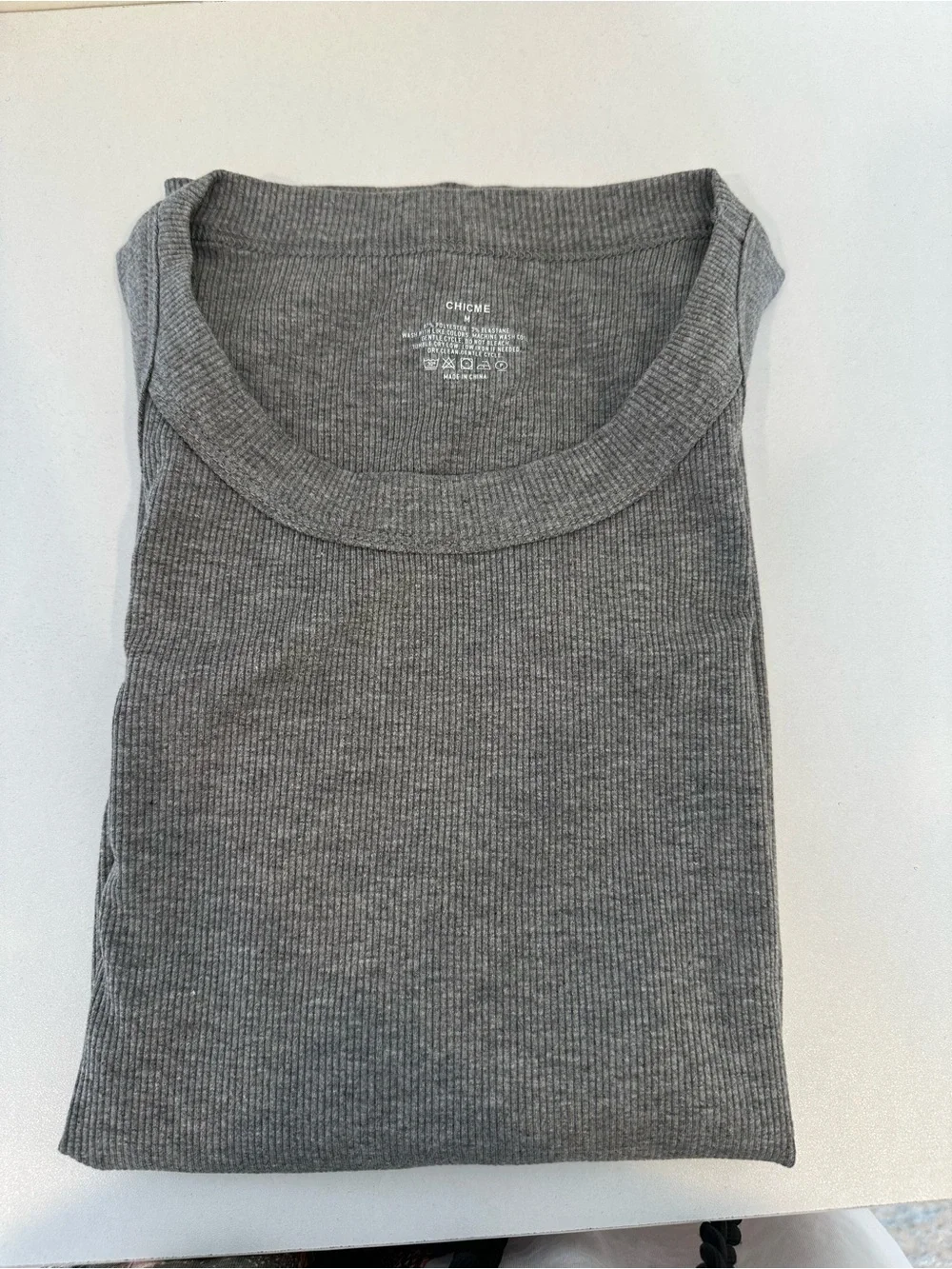chic Grey Ribbed Tank Top - Picture 5 of 5